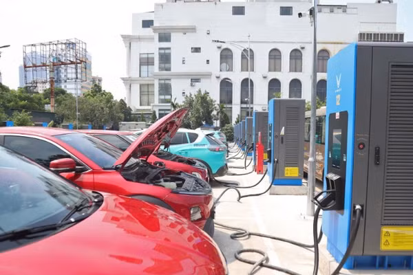 Việc sử dụng năng lượng sạch đã dần trở thành yêu cầu tất yếu trong xã hội hiện đại. (Nguồn BTP)