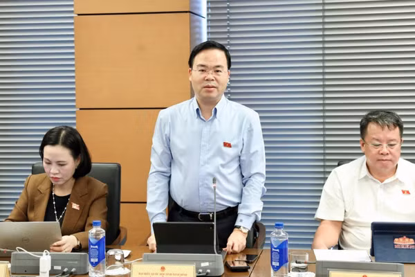 Hỗ trợ chi phí đào tạo cần gắn với cam kết sử dụng lao động và kết quả đầu ra