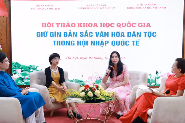 Phiên tọa đàm bàn tròn trong khuôn khổ hội thảo. (Ảnh: BTC)