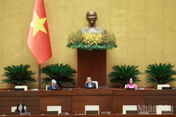 Đề xuất cấm trưng bày thuốc lá, cấm bán thuốc lá online