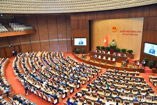 Quang cảnh phiên họp toàn thể ở hội trường tại Kỳ họp thứ 2, Quốc hội khóa XVI. (Ảnh: DUY LINH)