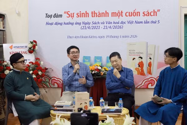 Theo nhiều chuyên gia, AI ảnh hưởng đến lĩnh vực sáng tạo văn học, nhưng không thể thay con người rung động. Ảnh: VĂN HỌC 