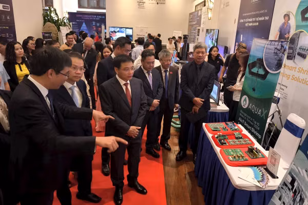 Sáng 7/7/2026, khai mạc Tuần lễ Kinh tế - Tài chính - Công nghệ Đà Nẵng 2026 và Hội nghị Đối thoại chính sách cấp cao với chủ đề “Mô hình tăng trưởng mới - Đổi mới sáng tạo - Thành phố toàn cầu”. Ảnh: TTXVN