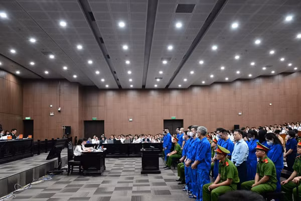 Quang cảnh phòng xử án. (Ảnh: MH)