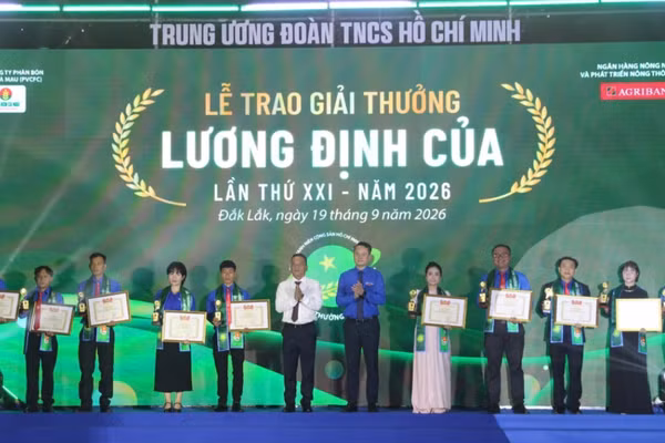 Giải thưởng Lương Định Của đã phát hiện, bồi dưỡng nhiều tài năng trẻ cho đất nước. Nguồn: Trung ương Đoàn Thanh niên Cộng sản Hồ Chí Minh