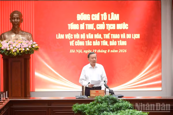 Tổng Bí thư, Chủ tịch nước Tô Lâm phát biểu tại cuộc làm việc với Bộ Văn hóa, Thể thao và Du lịch về công tác bảo tồn, bảo tàng. (Ảnh: ĐĂNG KHOA)