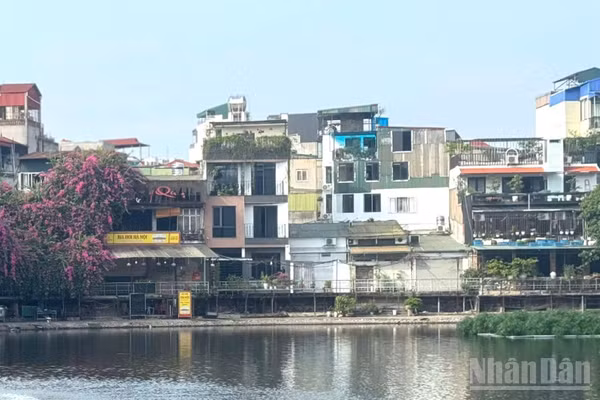 Phân khúc nhà liền thổ Hà Nội ghi nhận mức độ suy giảm. (Ảnh: HNV)