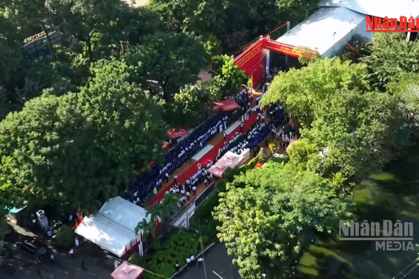 [Video] Thành phố Hồ Chí Minh trang trọng tổ chức lễ truy điệu, an táng 731 hài cốt liệt sĩ