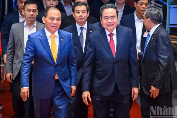 [Ảnh] Chủ tịch Quốc hội Trần Thanh Mẫn dự Lễ trao giải VinFuture 2025