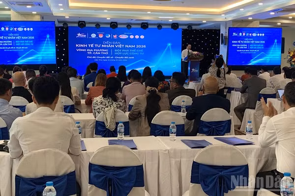 Quang cảnh diễn đàn. (Ảnh: THANH TÂM)