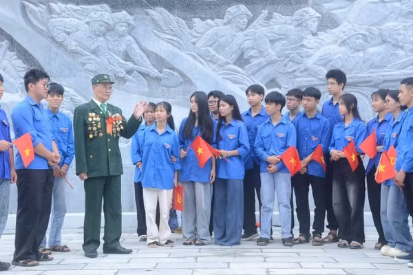 Ông Vũ Kim Điều, chiến sĩ Điện Biên kể về trận đánh mở màn vào “cánh cửa thép Him Lam” trong Chiến dịch Điện Biên Phủ.