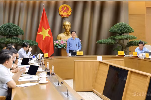 Phó Thủ tướng Hồ Quốc Dũng chủ trì cuộc họp về thực trạng hệ thống phòng thí nghiệm, trung tâm nghiên cứu, thử nghiệm. (Ảnh: chinhphu.vn)