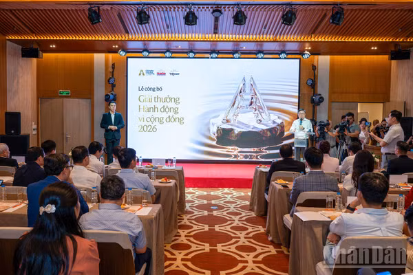Quang cảnh Lễ công bố Giải thưởng Hành động vì Cộng đồng - Human Act Prize mùa thứ tư, năm 2026. (Ảnh: THỦY NGUYÊN)