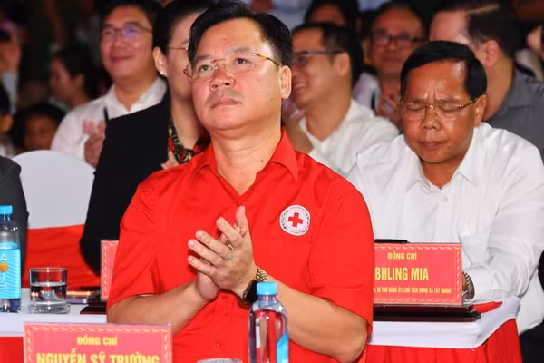 Lòng nhân ái chỉ thực sự có ý nghĩa khi được chuyển hóa thành hành động