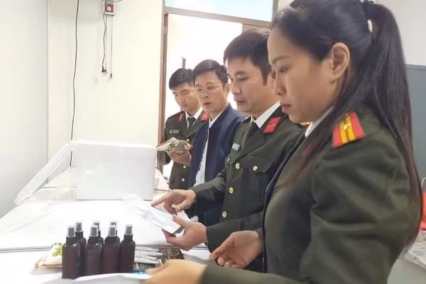 Công an tỉnh Thanh Hóa xác định ổ nhóm do Hoàng Văn Toàn cầm đầu đã thực hiện hành vi lừa đảo chiếm đoạt số tiền lên tới 227 tỷ đồng của hàng chục nghìn người. Ảnh trong bài | Công an Thanh Hóa