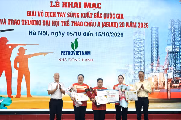 Lễ vinh danh các xạ thủ đoạt huy chương ASIAD 20 tổ chức tối 9/10 tại Hà Nội. (Ảnh: MG)