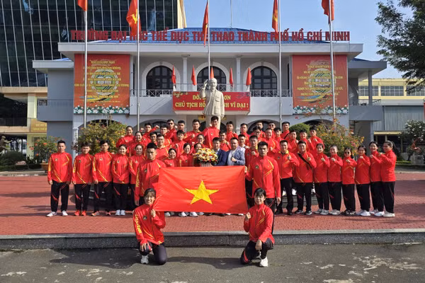 Đoàn võ cổ truyền Việt Nam xuất quân tham dự Cervia 2026. (Ảnh: MG)