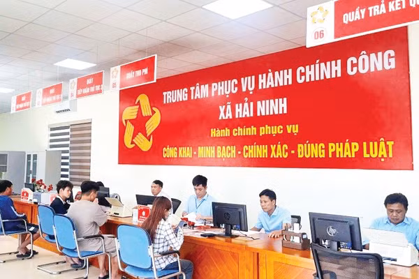 Các cấp chính quyền thành phố Quảng Ninh, nhất là cán bộ, công chức đang chuyển mạnh từ tư duy quản lý sang tư duy kiến tạo, phục vụ người dân và cộng đồng doanh nghiệp.