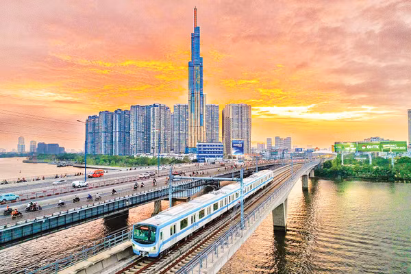 Metro góp phần giảm ùn tắc giao thông tại Thành phố Hồ Chí Minh.