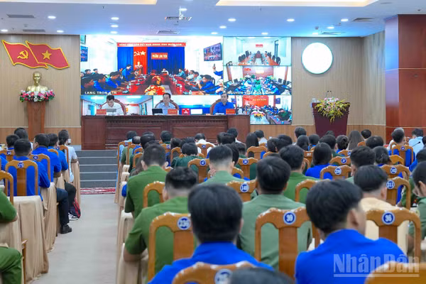 Quang cảnh hội nghị đối thoại. (Ảnh: HỮU TÙNG)
