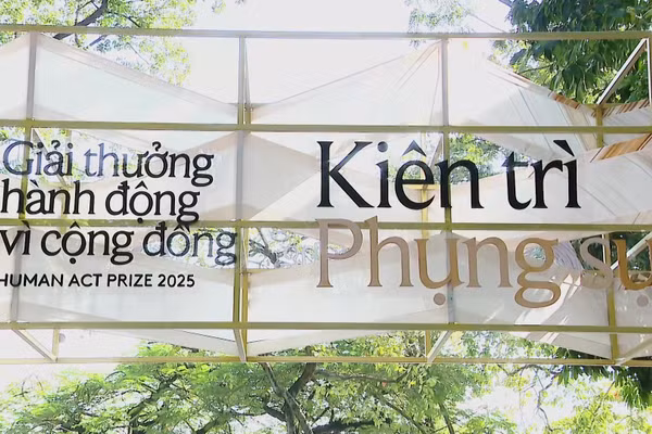 Những người giữ lửa phụng sự