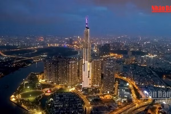 [Video] Việt Nam lần đầu được nâng xếp hạng tín nhiệm lên mức đầu tư