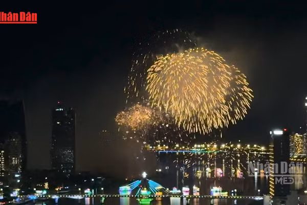 [Video] Đội Việt Nam và Pháp tỏa sáng trong đêm thi chủ đề “Di sản” tại DIFF 2026