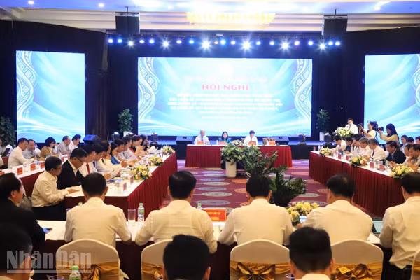 Quang cảnh hội nghị. (Ảnh: CÔNG LÝ)