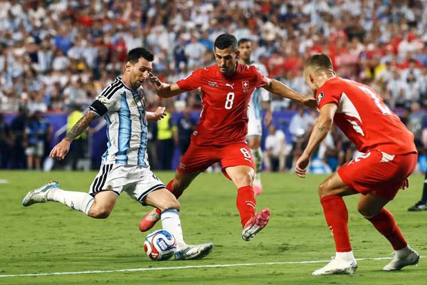 Khán giả thế giới dõi theo những bước đi bộ của Lionel Messi tại World Cup 2026.