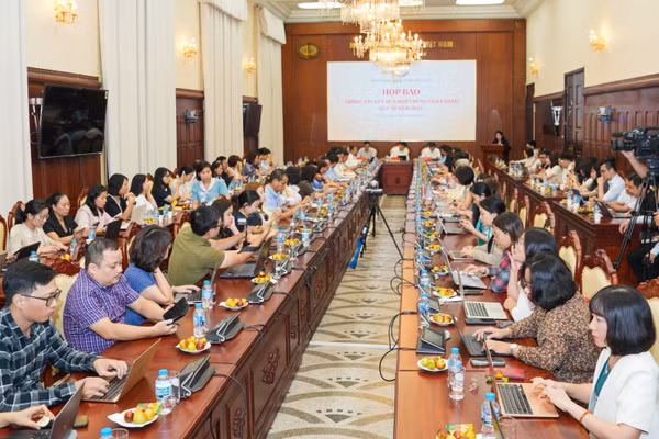 Toàn cảnh cuộc họp báo. (Ảnh: Việt Phong)
