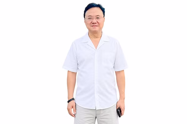Nhà thơ Hồng Thanh Quang.