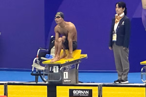 Đỗ Thanh Hải hoàn thành bài thi chung kết 400m tự do nam hạng thương tật S6. (Ảnh: THU HOÀI)