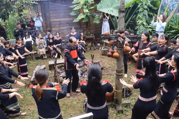 Với 45 dân tộc anh em cùng sinh sống trên địa bàn không chỉ tạo nên diện mạo văn hóa phong phú cho Đắk Lắk, mà còn mở ra một nguồn lực đặc biệt cho phát triển. (Ảnh: CTV)