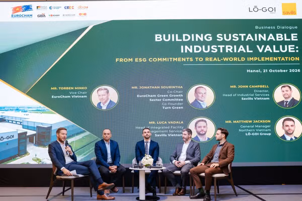 Các diễn giả tại chương trình. (Ảnh: SAVILLS VIỆT NAM)