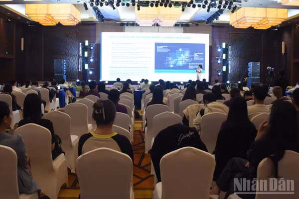 Nhiều giải pháp về phát triển du lịch xanh được chia sẻ tại hội nghị. (Ảnh: ANH ĐÀO)