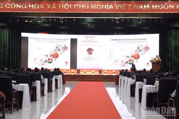 Khai mạc phiên toàn thể Diễn đàn Phát triển bền vững Việt Nam 2026. (Ảnh: ANH ĐÀO)