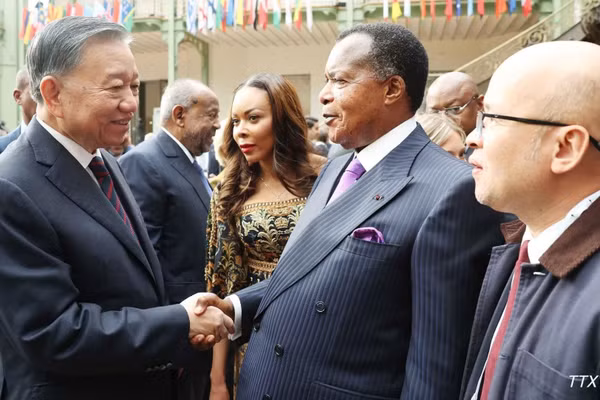 Tổng Bí thư, Chủ tịch nước Tô Lâm và Tổng thống Cộng hòa Congo Denis Sassou N’Guesso tham dự Hội nghị Thượng đỉnh Không gian vũ trụ. (Ảnh: Thống Nhất/TTXVN)