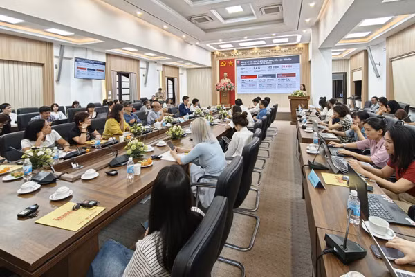 Hoàn thiện hành lang pháp lý để phòng chống tác hại của “thuốc lá mới”.