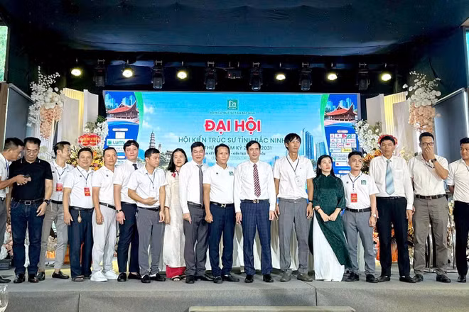 Ban chấp hành Hội Kiến trúc sư Bắc Ninh nhiệm kỳ 2026-2030 ra mắt tại đại hội.