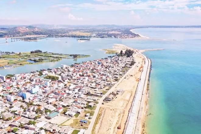Các xã, phường ven biển tỉnh Quảng Ngãi có nhiều tiềm năng, thế mạnh trong việc phát triển kinh tế biển.