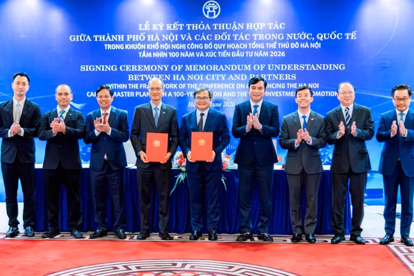 FPT ký 3 thỏa thuận hợp tác chiến lược cùng Hà Nội nhân công bố Quy hoạch tổng thể Thủ đô Hà Nội tầm nhìn 100 năm.