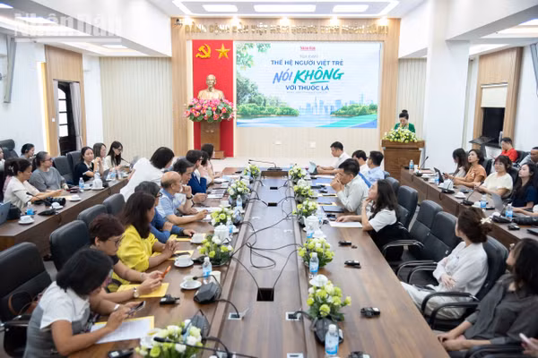 Toàn cảnh Tọa đàm “Thế hệ người Việt trẻ nói không với thuốc lá”. Ảnh: MINH DUY.