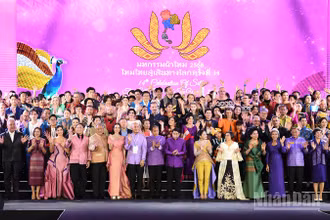 Chương trình có sự góp mặt của đông đảo đại diện các bộ, ngành của Thái Lan và đại sứ quán các nước.