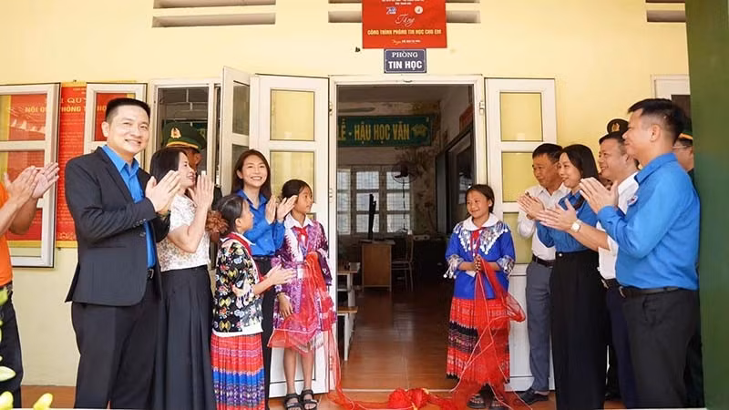 3-phong-tin-hoc.jpg