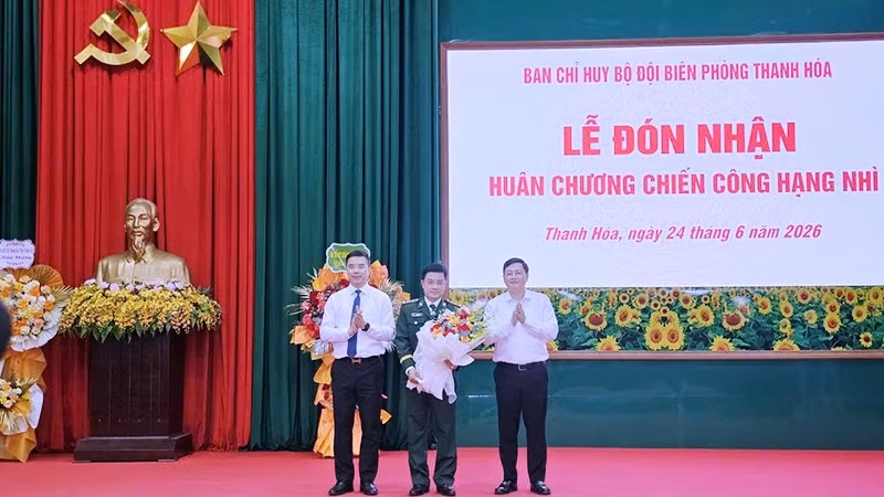 2-tinh-chuc-mungjpg.jpg