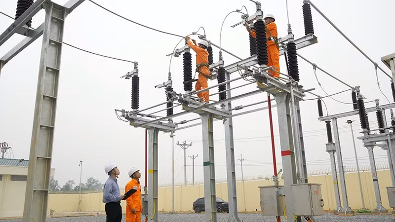 Công ty Điện lực Thanh Hóa chú trọng đầu tư, nâng cấp lưới điện.