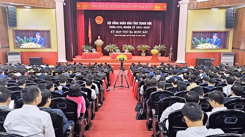 Quang cảnh kỳ họp thứ 37 Hội đồng nhân dân tỉnh Thanh Hóa khóa XVIII.