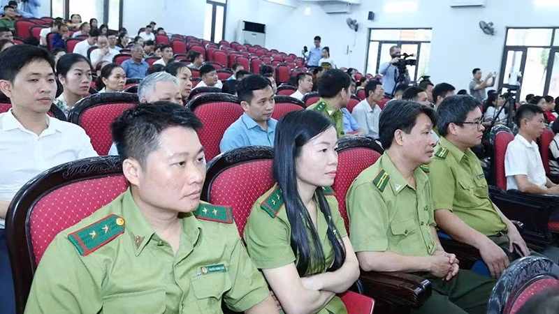 2-kiem-lam.jpg