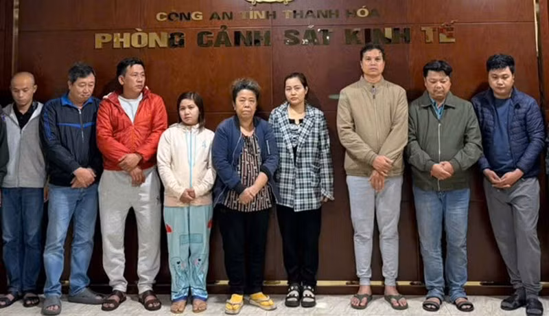 1-cac-doi-tuong-trong-duong-day.jpg