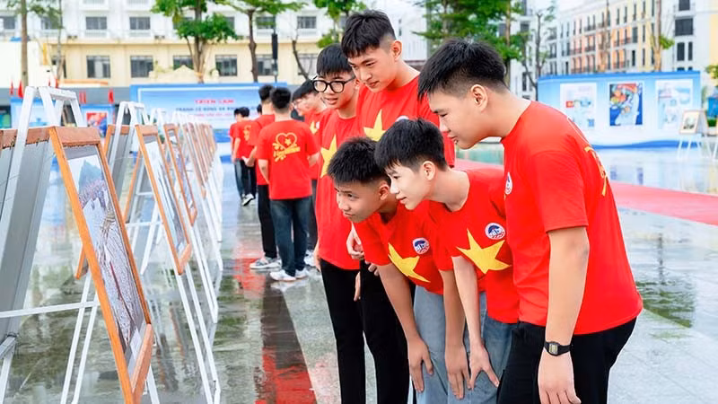 2-tham-quan.jpg